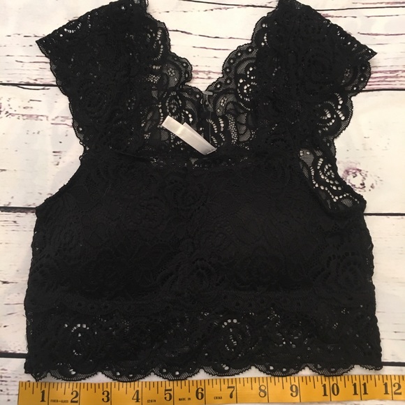 Black lace Bralette NWOT - Picture 4 of 8